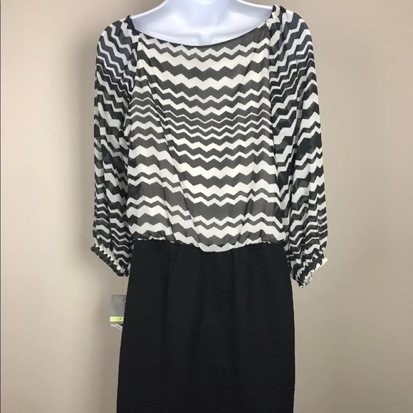 Gabby Sky Chevron Black & White Dress Sz 4 - Picture 4 of 5